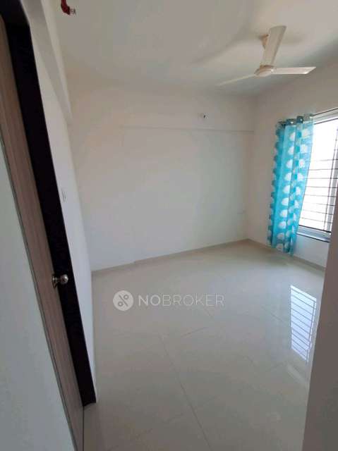 2 BHK Flat In Kolte Patil Little Earth for Rent  In Kiwale