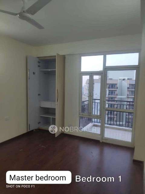 2 BHK Flat In Shree Vardhman Flora For Sale  In  Sector 90