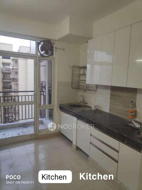 2 BHK Flat In Shree Vardhman Flora For Sale  In  Sector 90