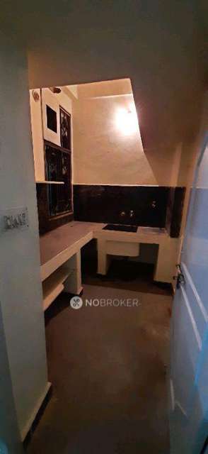 3 BHK Flat In Suleman Building   For Sale  In  Banjara Hills