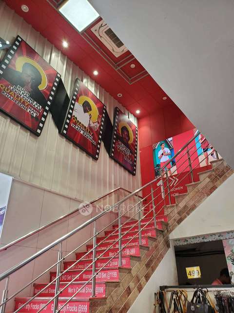 Showroom in  Nehru Nagar Iii, Ghaziabad for Rent 