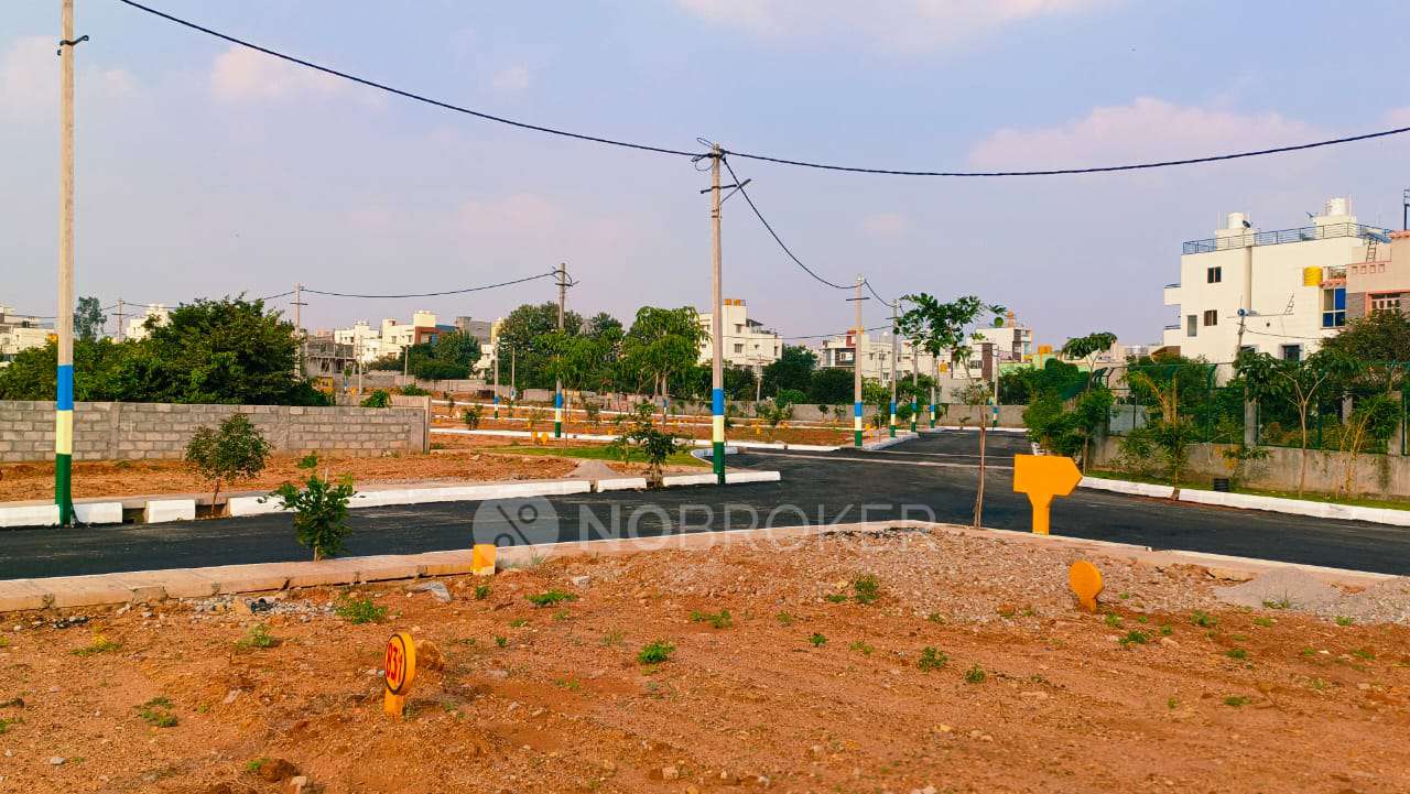Plot For Sale  In Oraiyan Mahashree Residency In Lingadeeranhalli