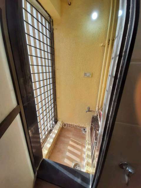 1 BHK Flat In Venus Residency Naupada For Sale  In Venus Residency