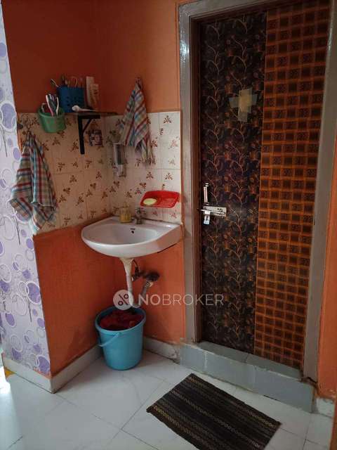 1 BHK Flat In Vignesh Residency  For Sale  In Padmarao Nagar