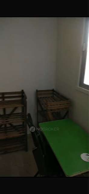 PG for Girls in Mukherjee Nagar