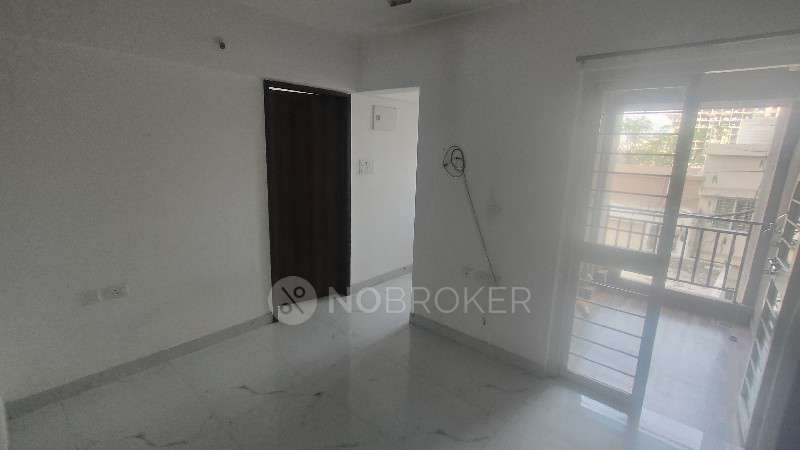 2 BHK Flat In Panama Park For Sale  In Dhanori, Jakat Naka Road
