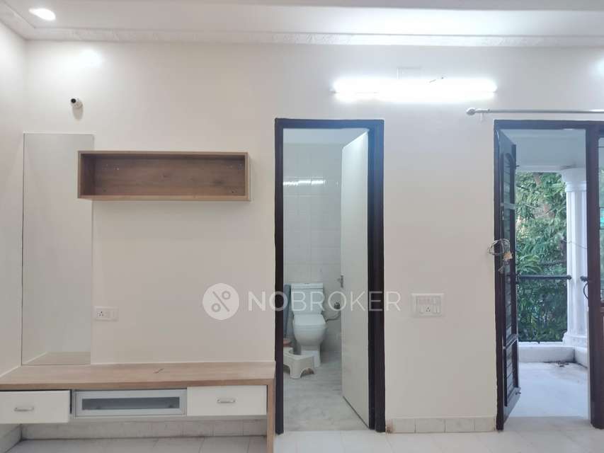 3 BHK Flat In Tatia Rosewalk  For Sale  In Tatia Rosewalk