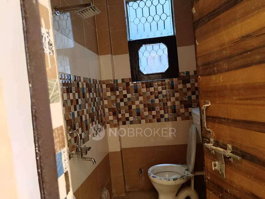 2 BHK Flat For Sale  In Raj Bagh