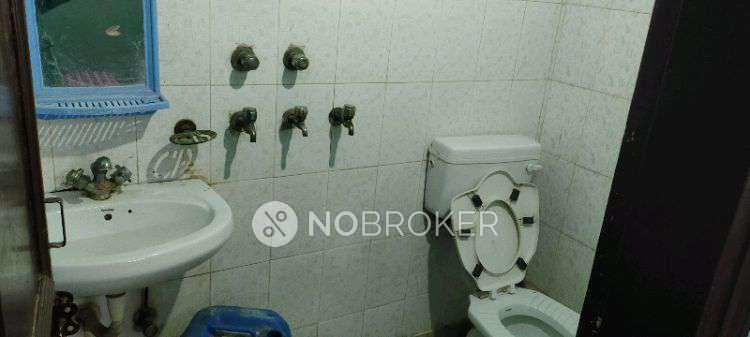 1 BHK Flat For Sale  In West Patel Nagar