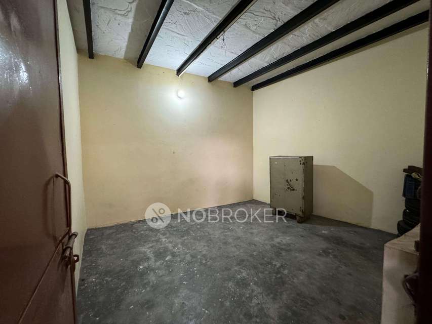 Godown/Warehouse in Mahurali, Ghaziabad for Rent 