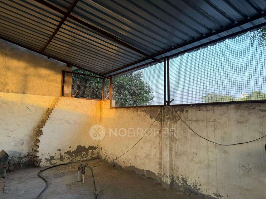 Godown/Warehouse in Mahurali, Ghaziabad for Rent 