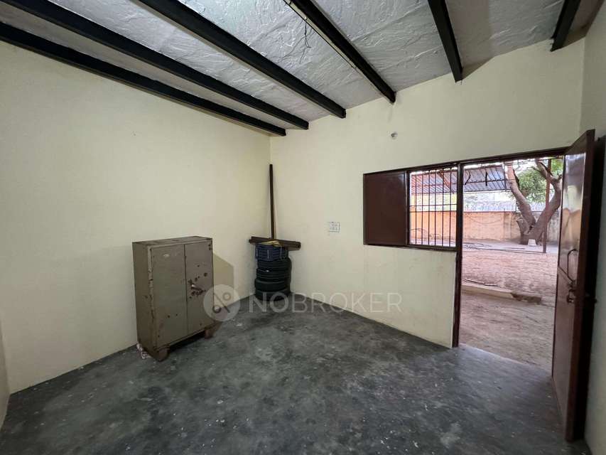 Godown/Warehouse in Mahurali, Ghaziabad for Rent 