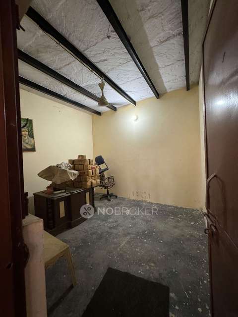 Godown/Warehouse in Mahurali, Ghaziabad for Rent 