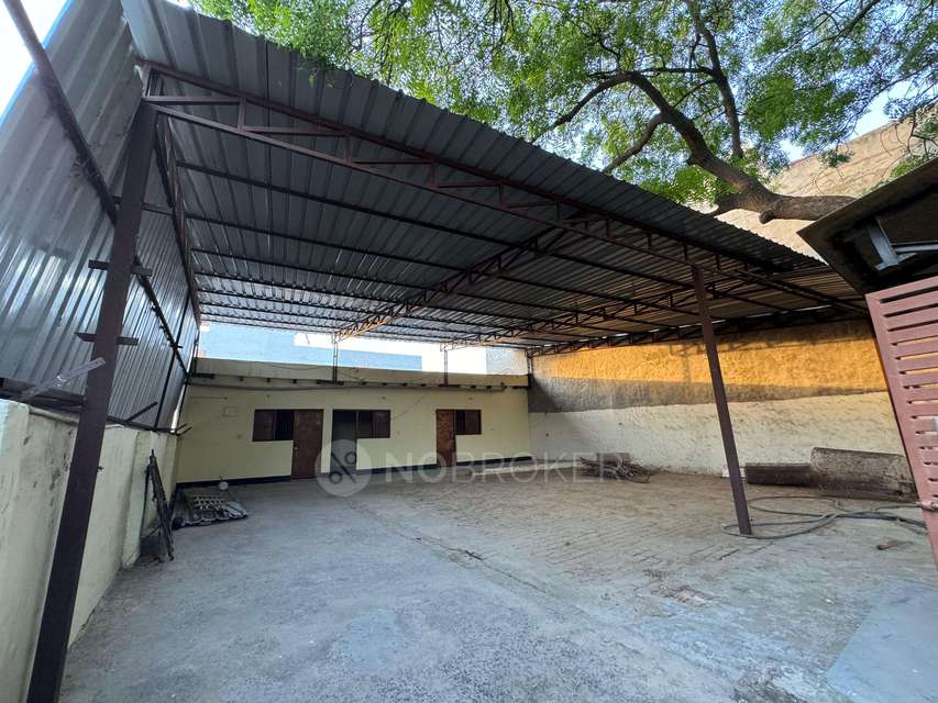 Godown/Warehouse in Mahurali, Ghaziabad for Rent 