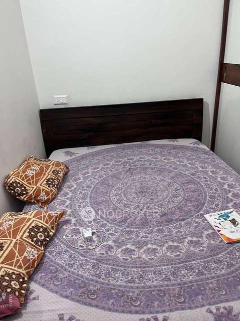 2 BHK Flat In Sowparnika Indraprastha For Sale  In Kacharakanahalli 