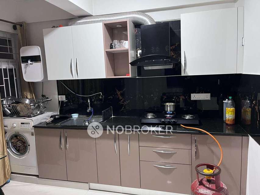 2 BHK Flat In Sowparnika Indraprastha For Sale  In Kacharakanahalli 