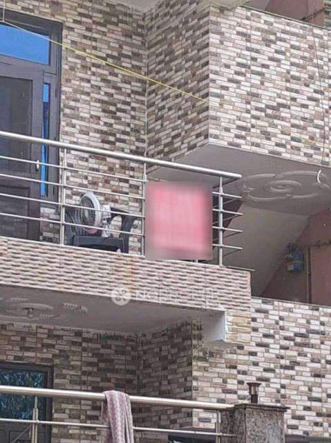 1 RK Flat In Apartment for Rent  In Sector 122