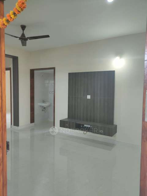 2 BHK Flat for Rent  In Sathanur