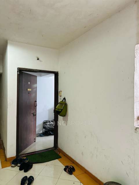 2 BHK Flat In Runwal Seagull for Rent  In Hadapsar