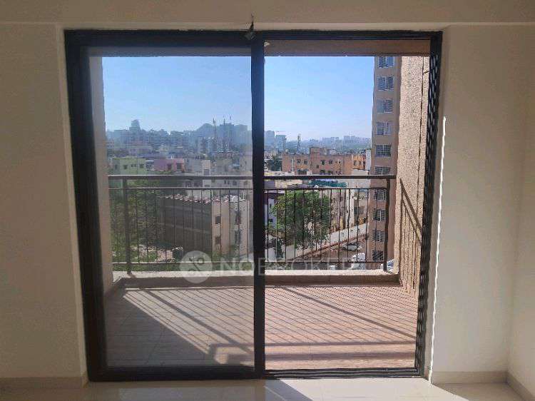 2 BHK Flat In Kalpataru Serenity for Rent  In Manjri