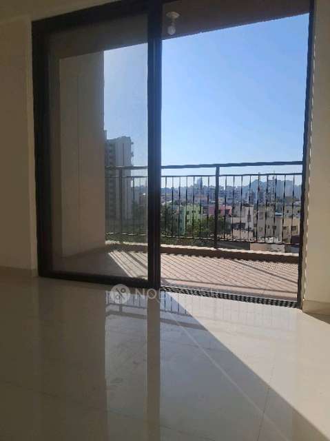 2 BHK Flat In Kalpataru Serenity for Rent  In Manjri