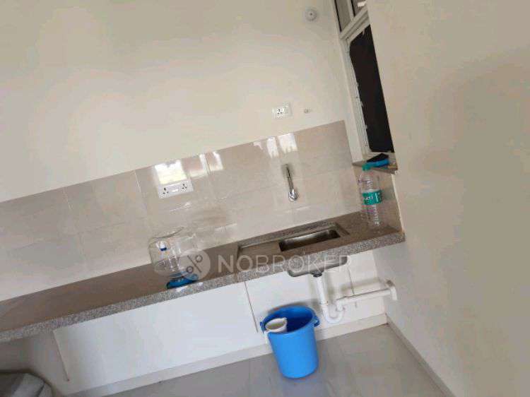 Single Room for Male In 2 BHK  In Rohan Ananta Wing C Opp Jspm Rscoe College In Rohan Ananta,wing C