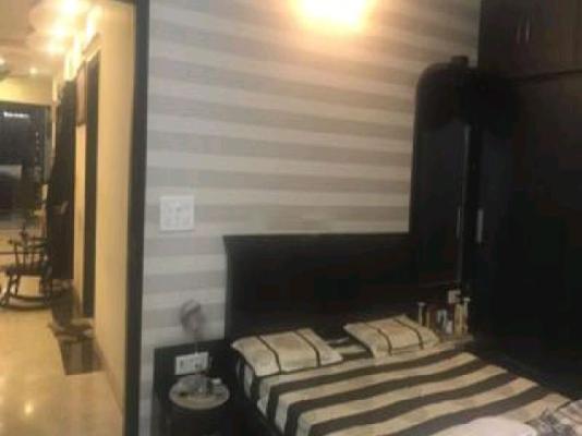 4 BHK Flat For Sale  In Paschim Vihar