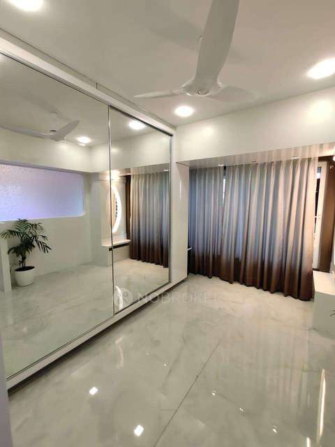 4+ BHK Flat In Regency Estate For Sale  In Dombivli East
