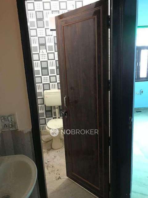 2 BHK Flat In Rohini Sec 21  For Sale  In Rohini 