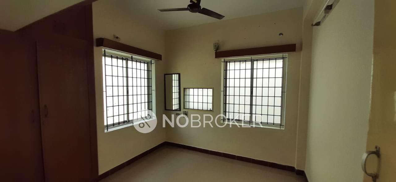 3 BHK Flat In Sai Saraswathi Apartments,  For Sale  In Teynampet