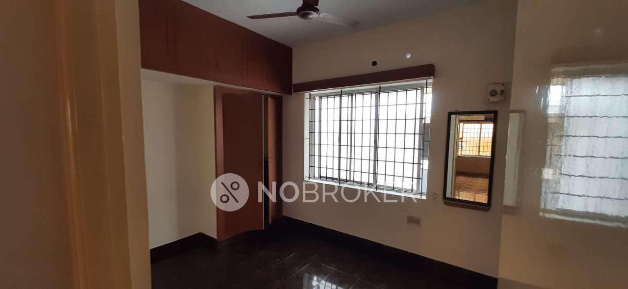 3 BHK Flat In Sai Saraswathi Apartments,  For Sale  In Teynampet