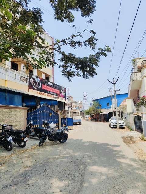 4+ BHK Flat For Sale  In Kolapakkam