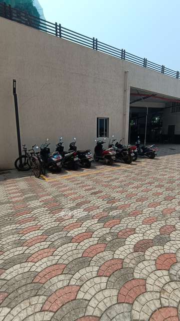 2 BHK Flat In Mukta Luxzaria For Sale  In Shilphata