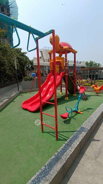 2 BHK Flat In Mukta Luxzaria For Sale  In Shilphata