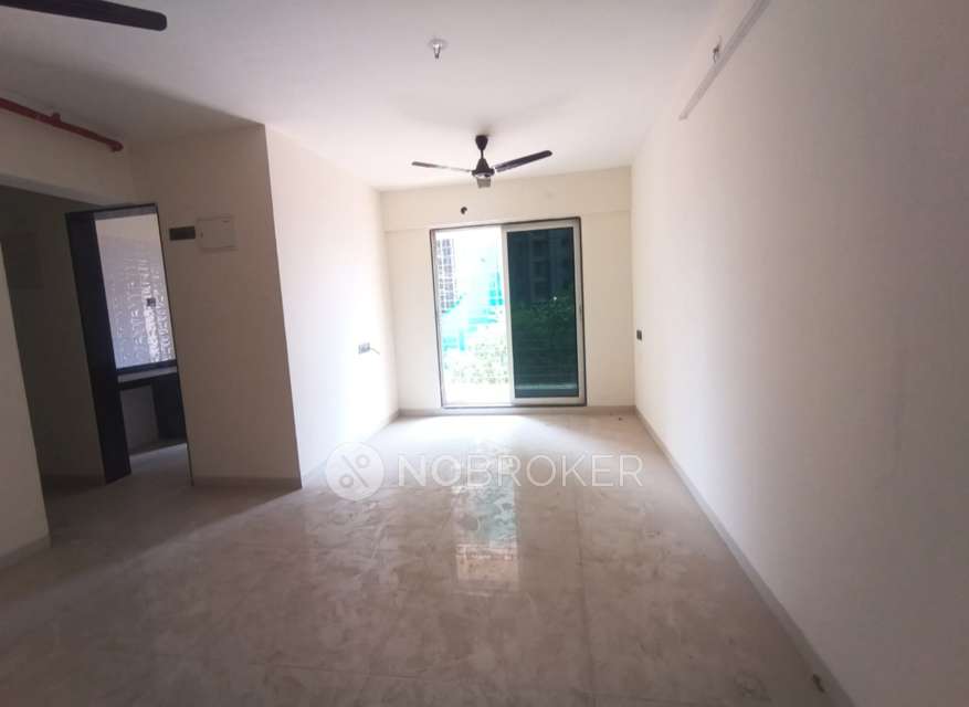 2 BHK Flat In Mukta Luxzaria For Sale  In Shilphata