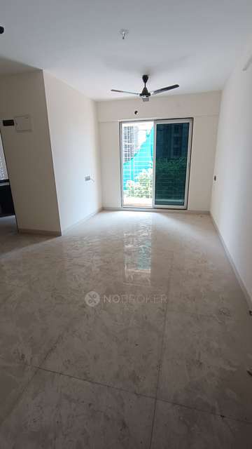 2 BHK Flat In Mukta Luxzaria For Sale  In Shilphata