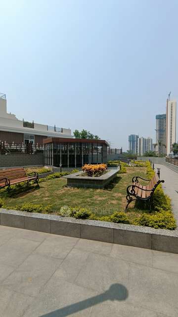 2 BHK Flat In Mukta Luxzaria For Sale  In Shilphata