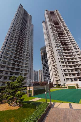 2 BHK Flat In Ekta Tripolis For Sale  In Goregaon West