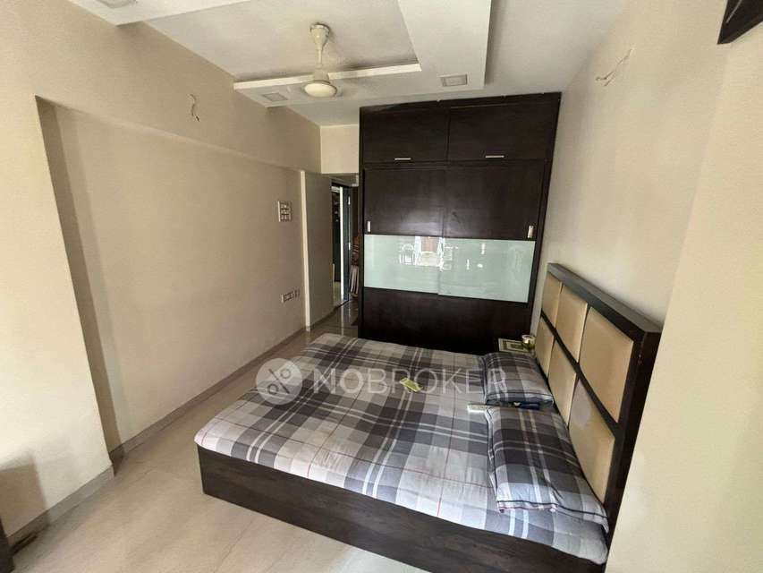 2 BHK Flat In Navjyoti Society For Sale  In Kandivali West