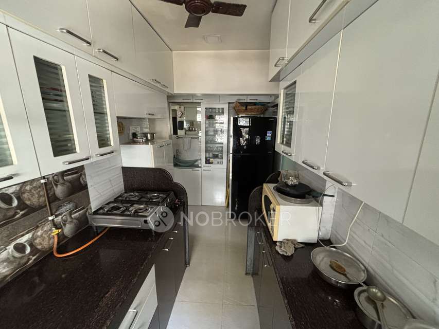 2 BHK Flat In Navjyoti Society For Sale  In Kandivali West