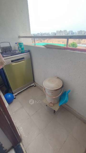 2 BHK Flat In  7th Heaven B Building Phase 2 For Sale  In Dhanori