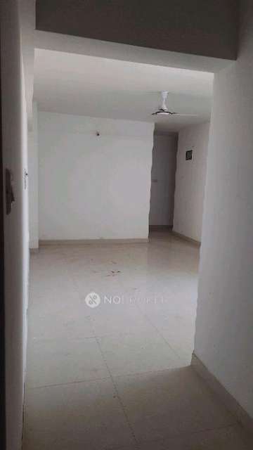 2 BHK Flat In  7th Heaven B Building Phase 2 For Sale  In Dhanori