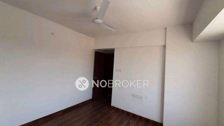 2 BHK Flat In  7th Heaven B Building Phase 2 For Sale  In Dhanori