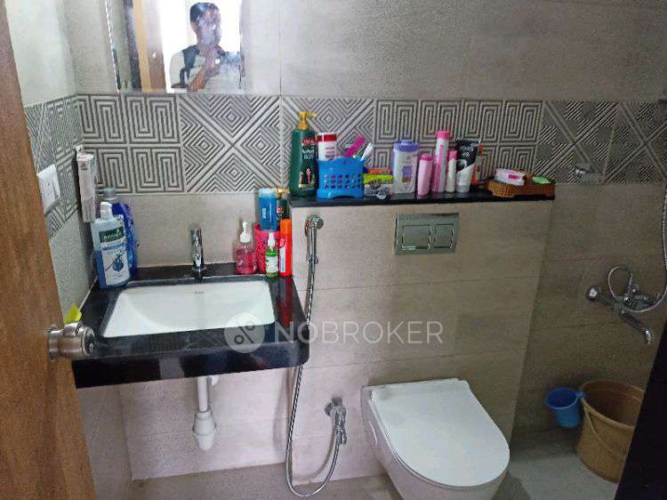 Single Room for Female In 2 BHK  In Fusion Towers ,hinjewadi Phase 3 In Hinjawadi,