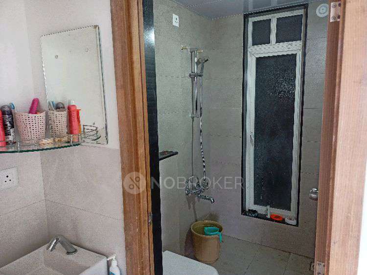 Single Room for Female In 2 BHK  In Fusion Towers ,hinjewadi Phase 3 In Hinjawadi,