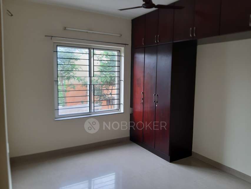 Appaswamy Mapleton Pallikaranai, Chennai Without Brokerage Semifurnished 2 BHK Flat for Sale