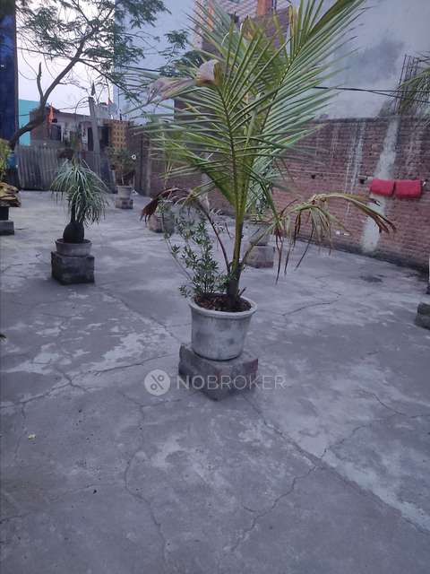 4+ BHK Flat For Sale  In Karawal Nagar