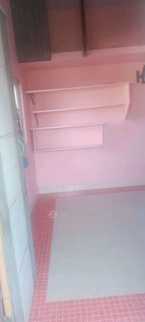 PG for Girls in Palayakaran Cross St