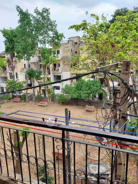 2 BHK Flat For Sale  In Vikaspuri