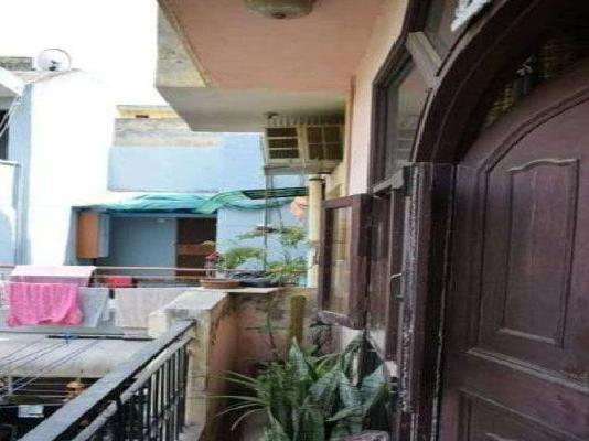 2 BHK Flat For Sale  In Vikaspuri